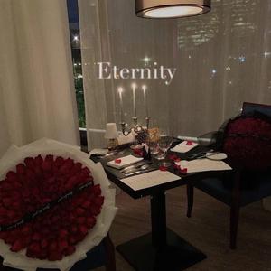 疯狂四P群体交乱
